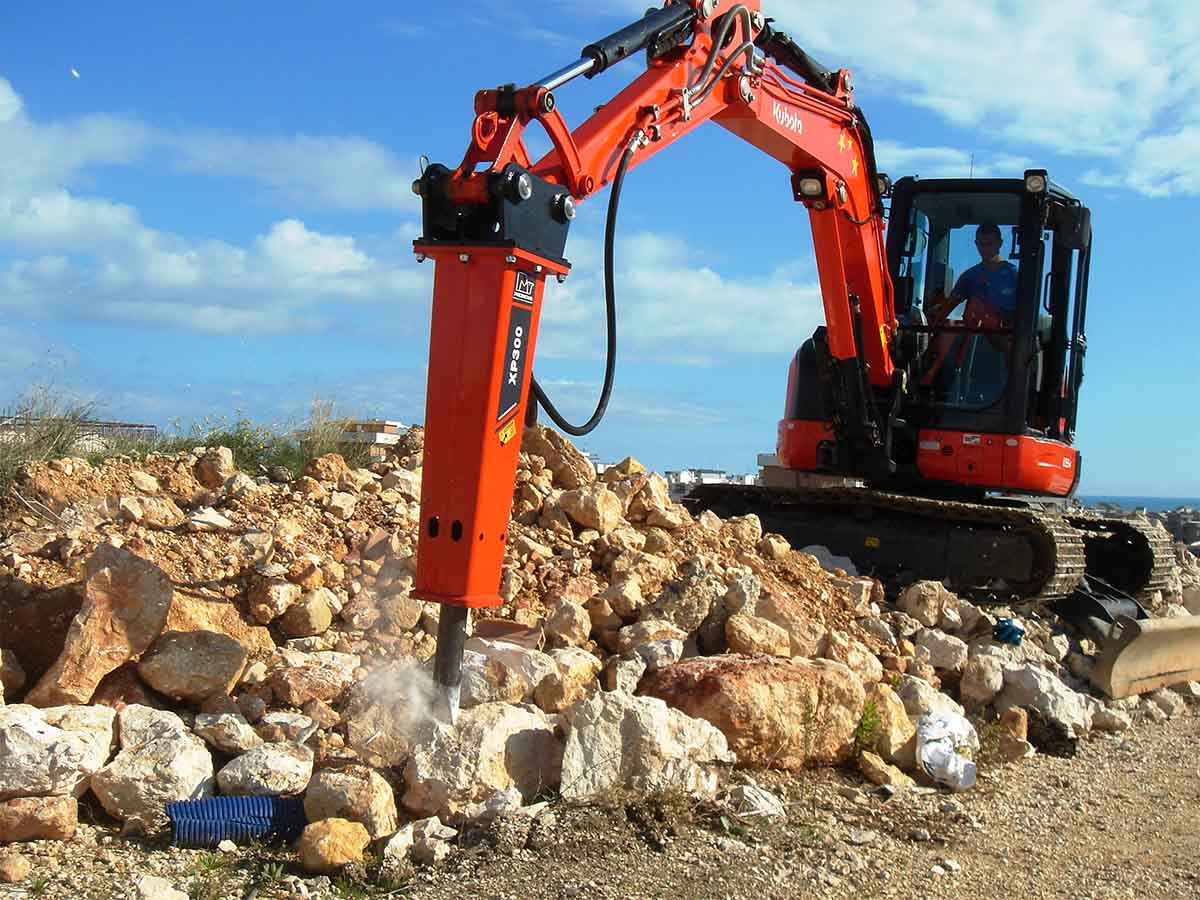Promove XP300 Hydraulikhammer beim Felsabbruch, Bild: Promove